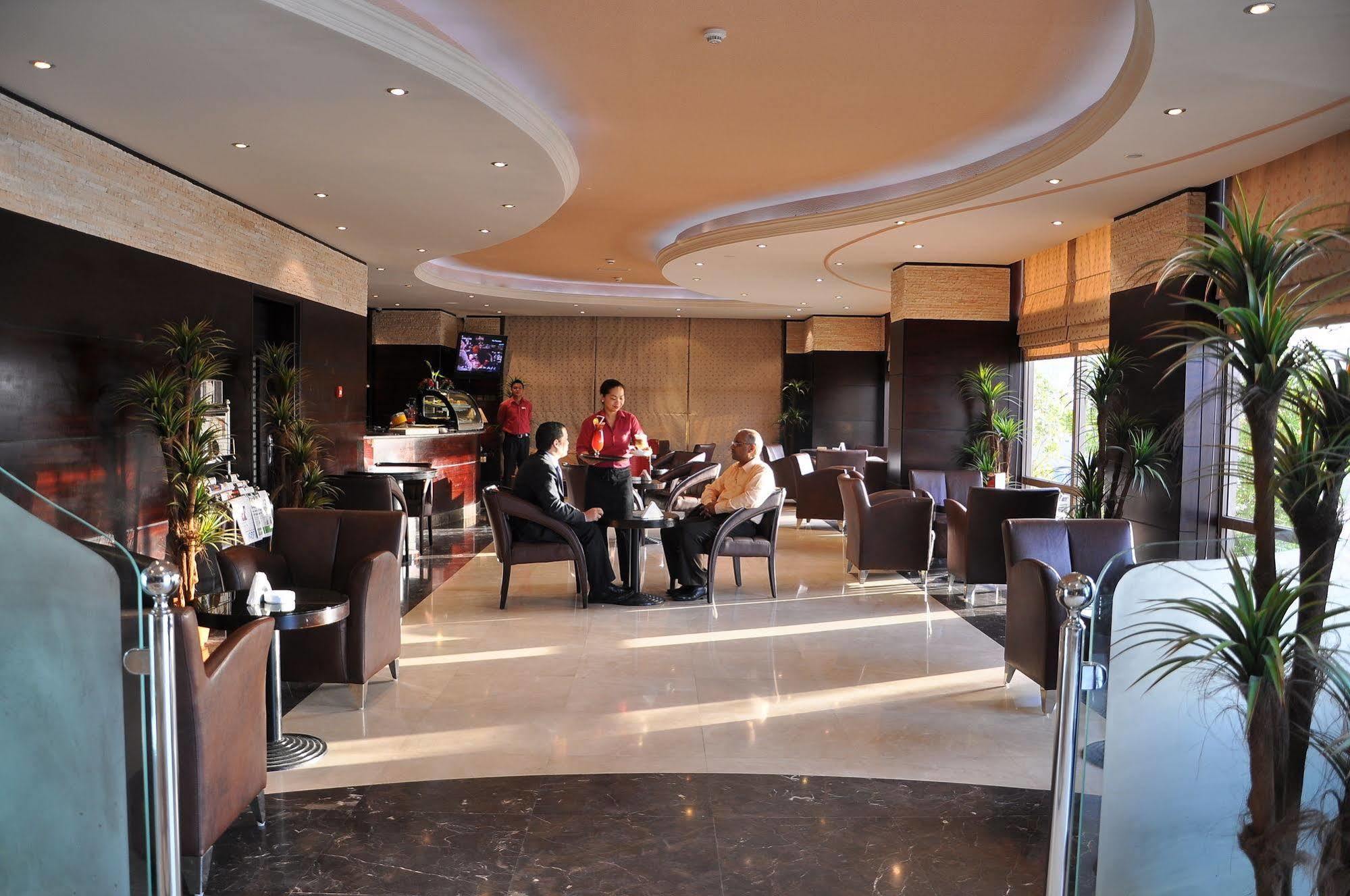 City Hotel Ras Al-Chajma Zewnętrze zdjęcie